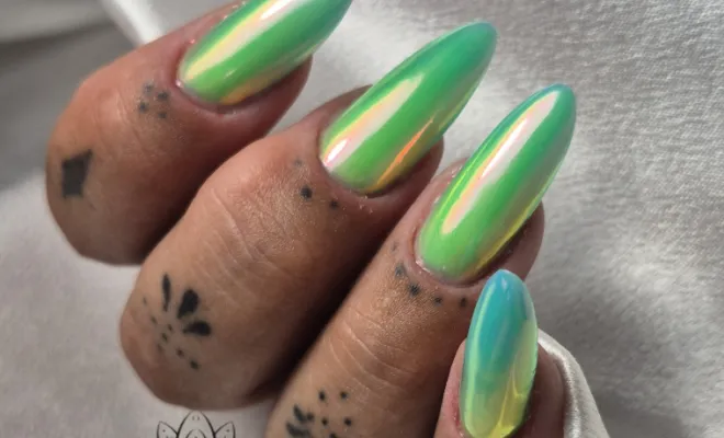 Ombrés nails saujon